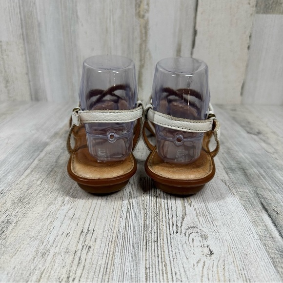 Born Women Mai in White Summer Flat Sandals #510 - Picture 6 of 11